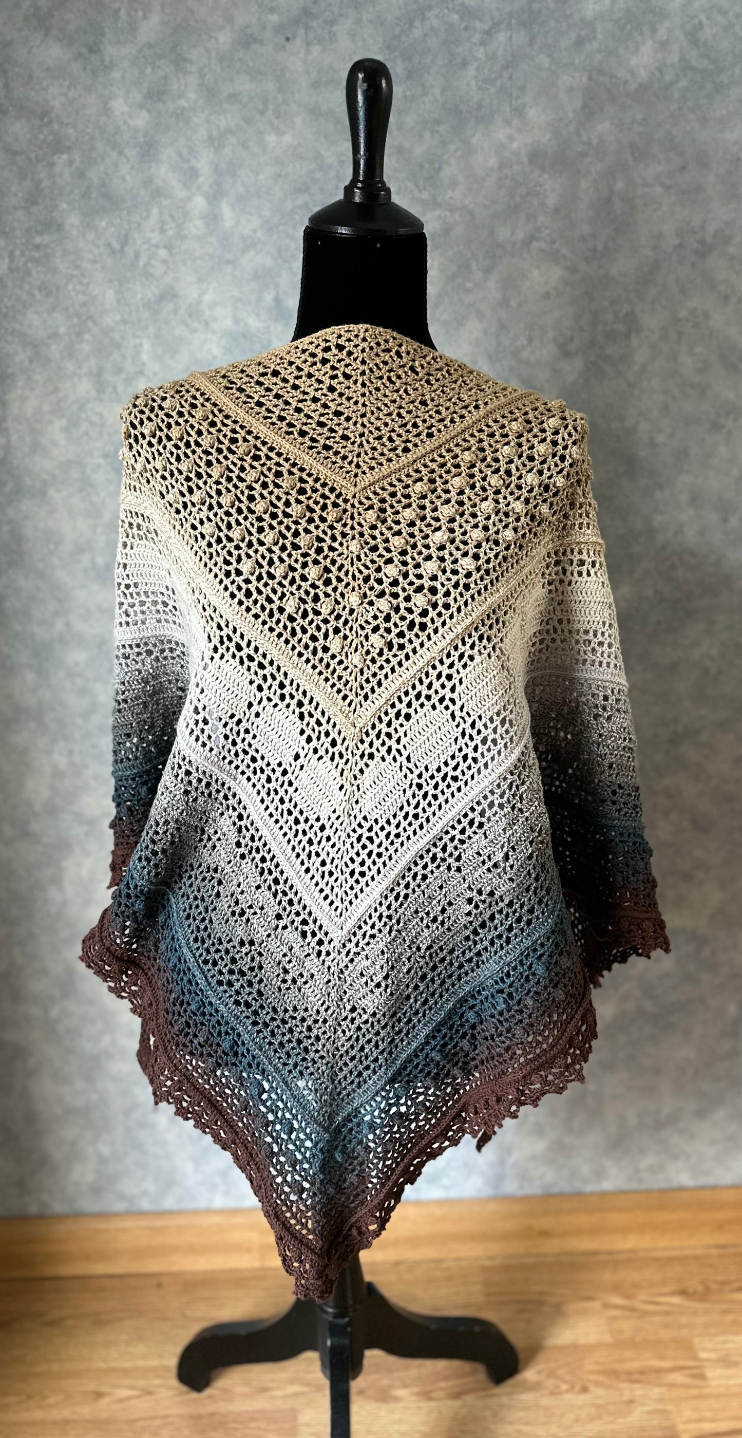 The Grinda Shawl