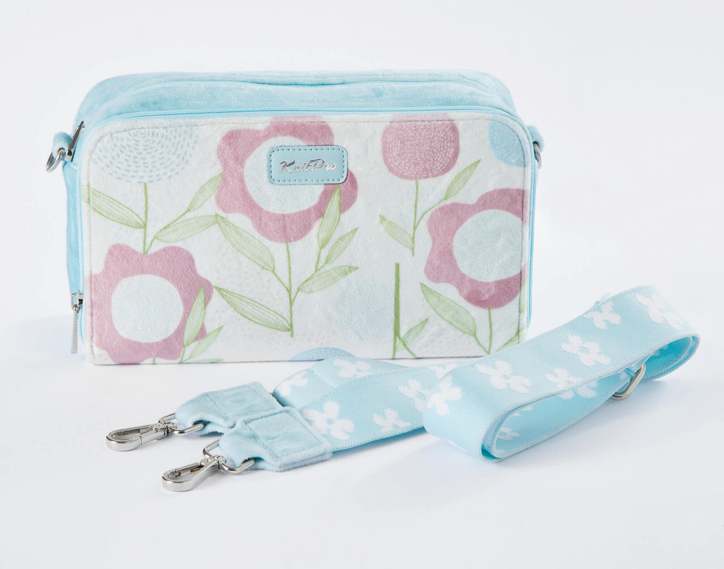 Sweet Affair Knitting Needles with Yarn Gift Set