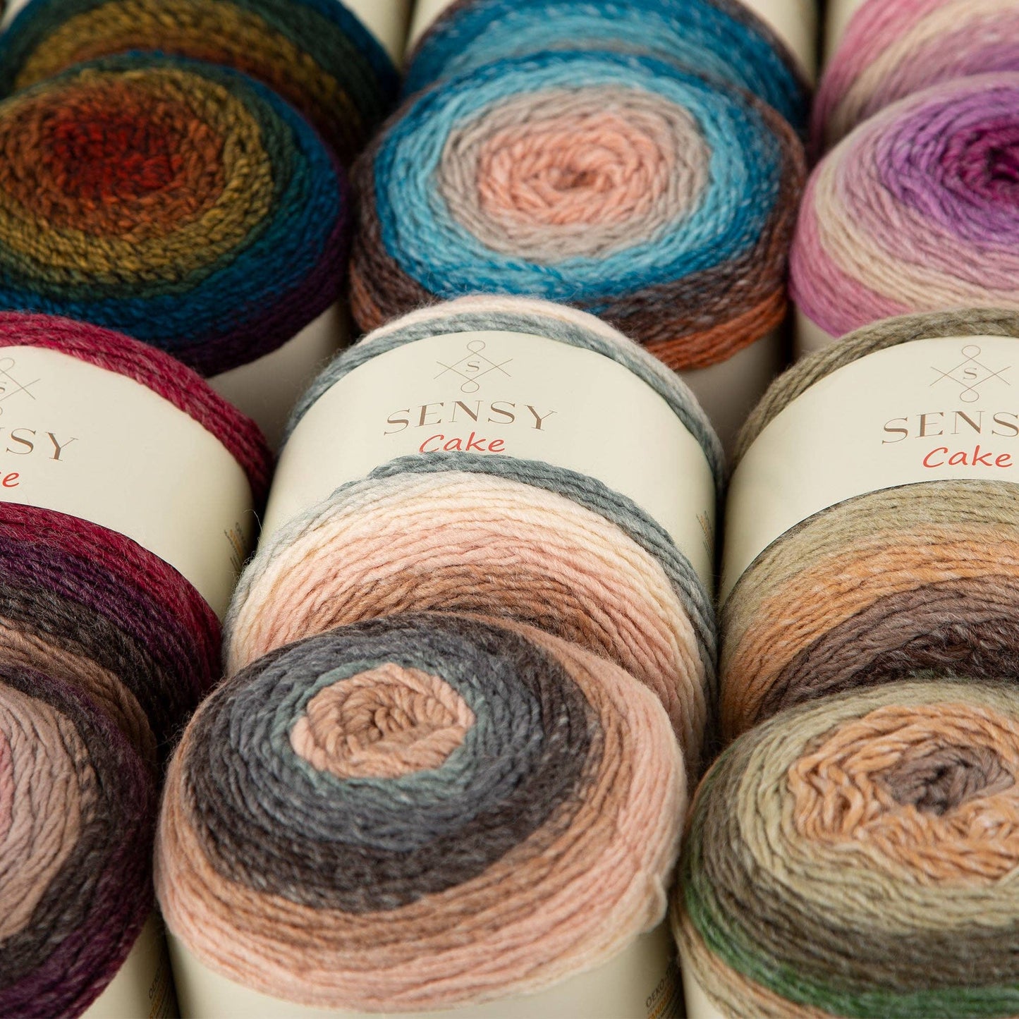 Sensy Cake Yarn, 5.3 oz, 525 Yards, Gauge 3 Light: 559 / 1 Skein