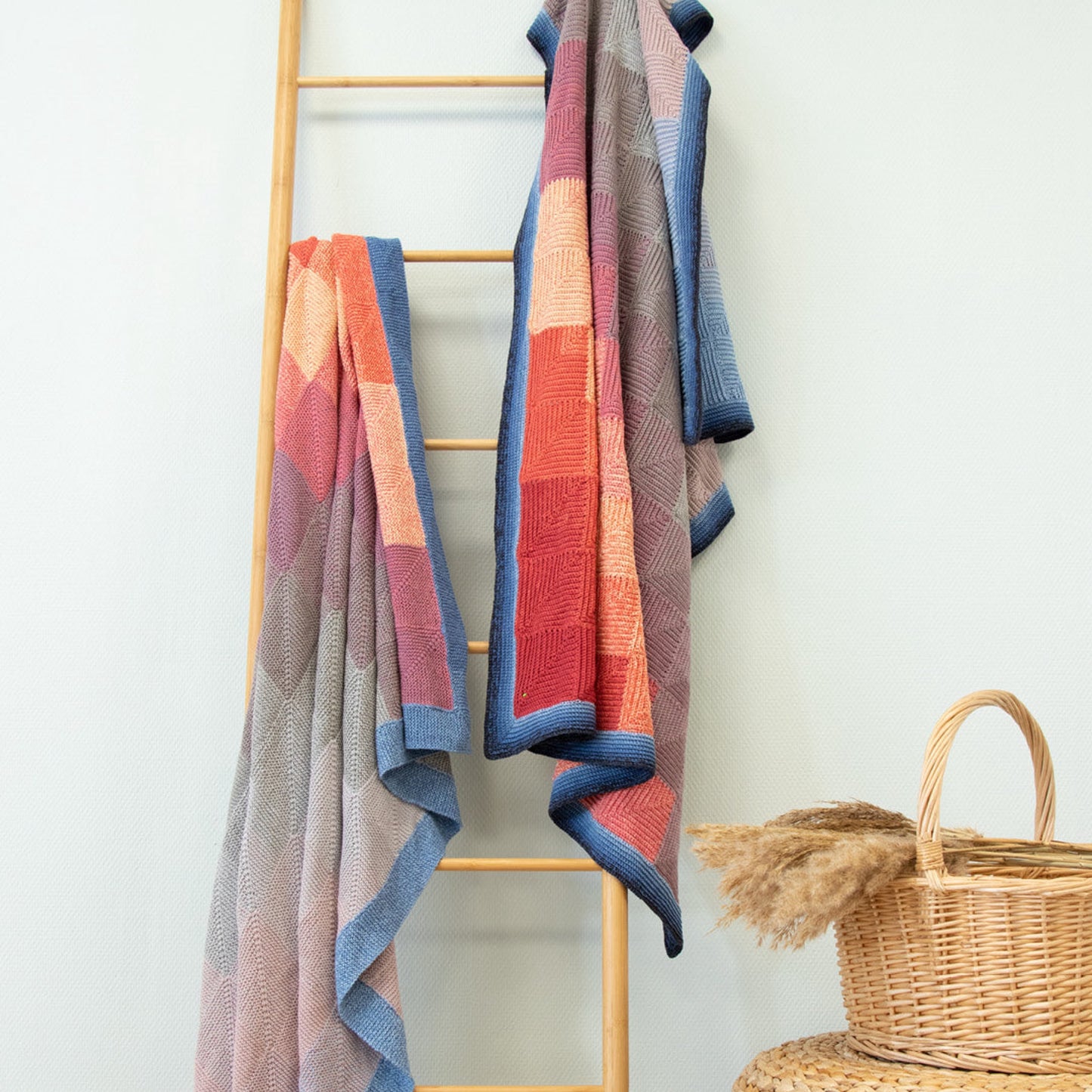 Dawn Chorus Bullfinch Blanket Kit - The Yarn Geek