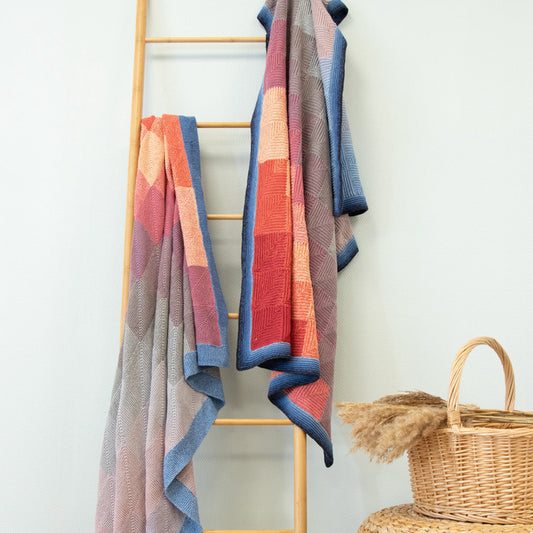 Dawn Chorus Bullfinch Blanket Kit - The Yarn Geek