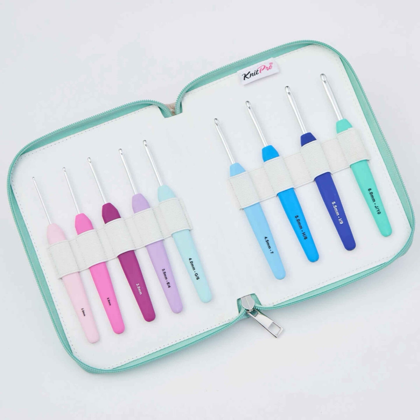 KnitPro Waves 2.0 Deluxe Crochet Hooks Set – 9 Hook Deluxe Gift Set, Sizes 2 – 6mm, Ergonomic Soft Handles, Soft Rubber Grip for Arthritic Hands - The Yarn Geek